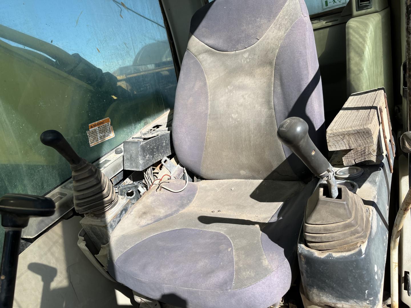 ./imagenes/INVOICE/2019/17511/EXCAVADORA 330C PARA PARTES (11).JPG